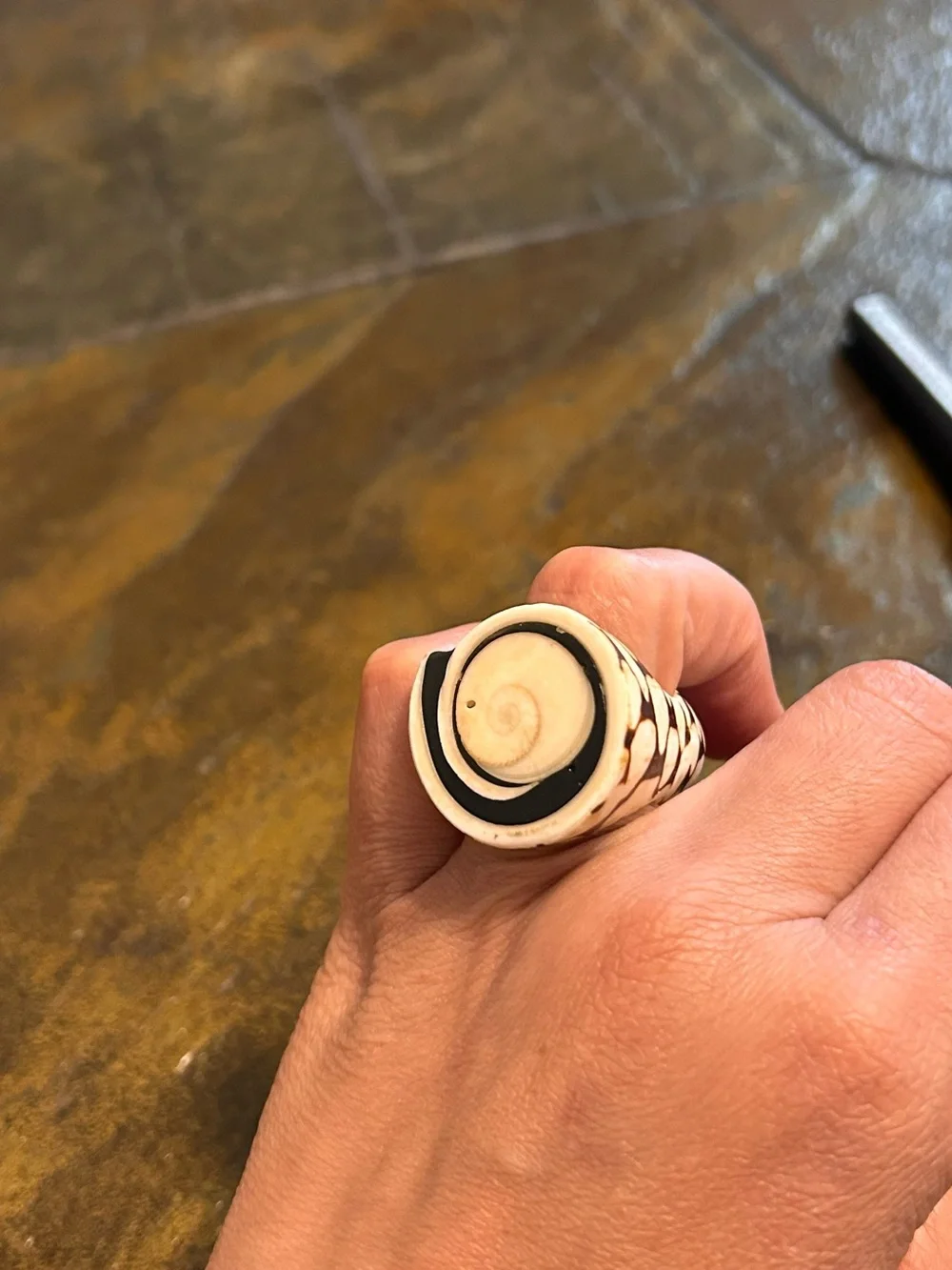 Vintage & Unique Ring - Seashell 🐚 side 8